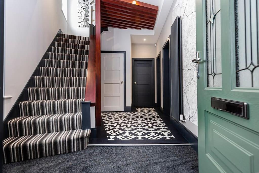 Bootique House - Luxury Group Accommodation In ويكفيلد المظهر الخارجي الصورة