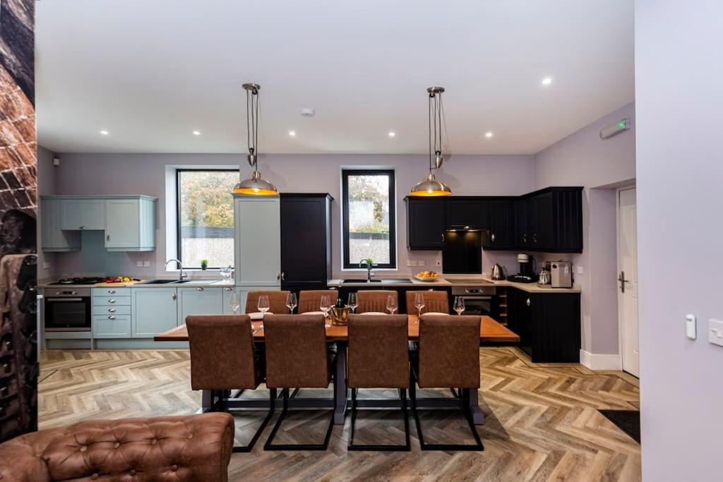 Bootique House - Luxury Group Accommodation In ويكفيلد المظهر الخارجي الصورة