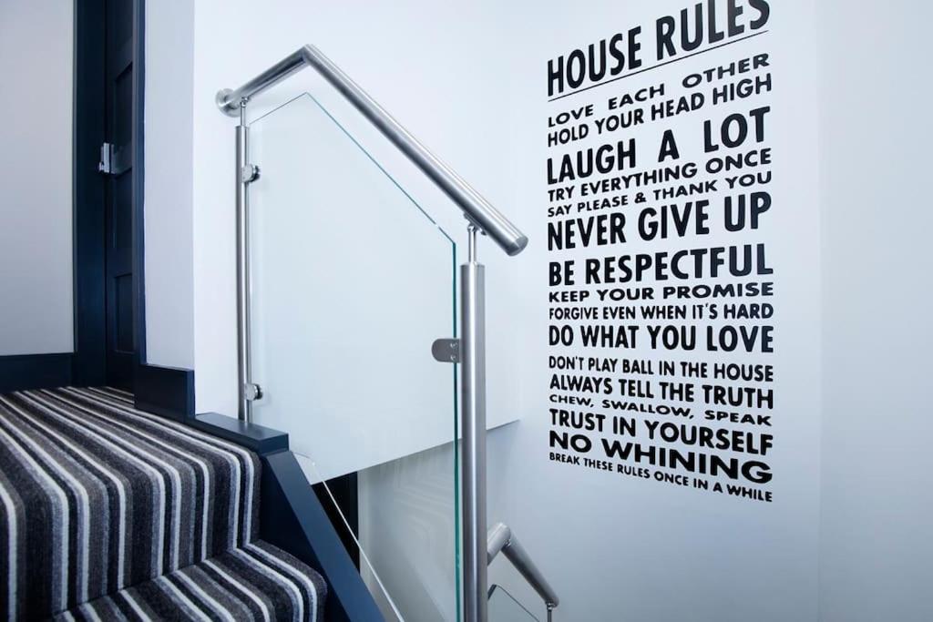 Bootique House - Luxury Group Accommodation In ويكفيلد المظهر الخارجي الصورة