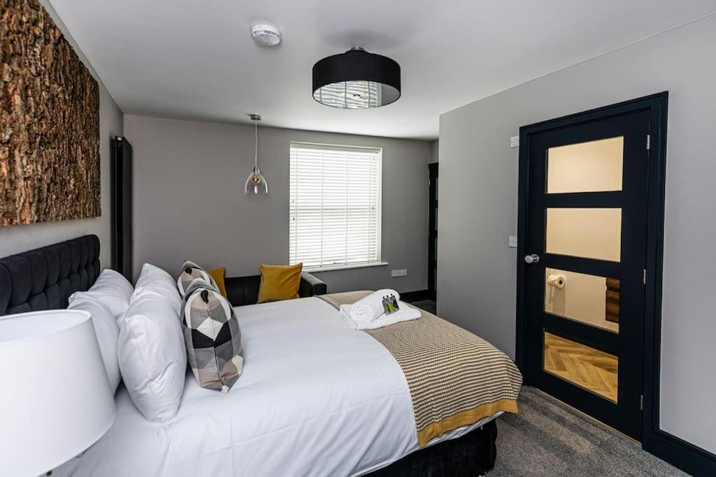 Bootique House - Luxury Group Accommodation In ويكفيلد المظهر الخارجي الصورة